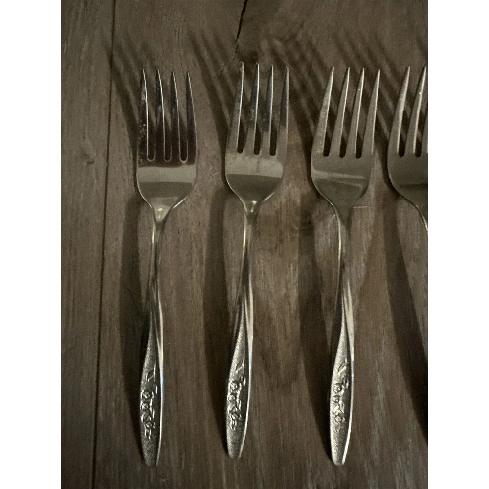 VTG Radiant Rose International Superior Stainless USA Lot of 8‎ Salad Forks MCM
